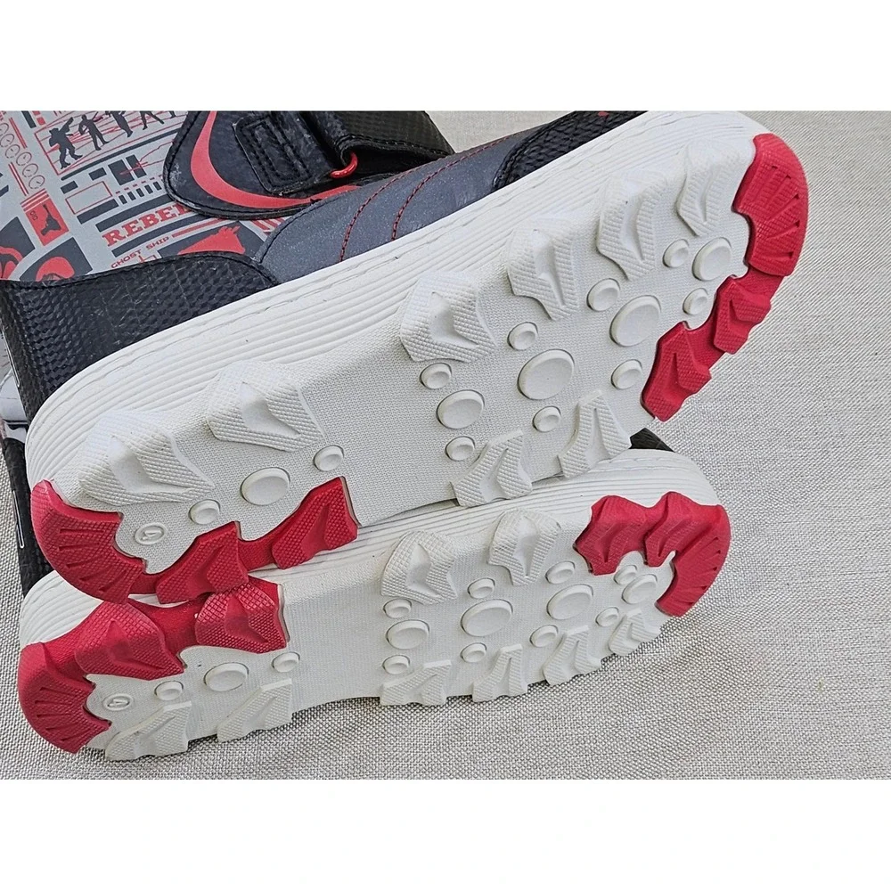 Star Wars Stormtrooper Winter Snow Boots‎ Red Black Boys Size 4